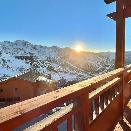 2br In Apartment *